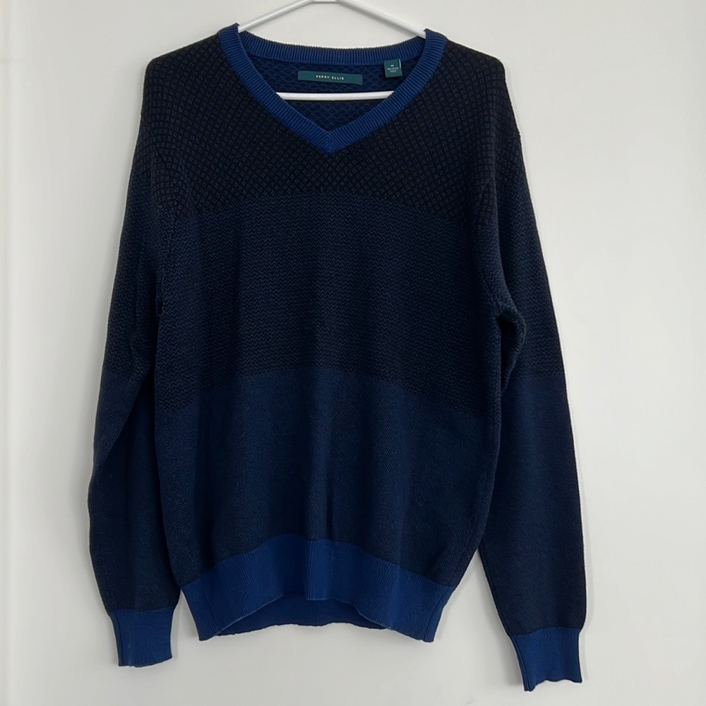 Perry Ellis v-neck sweater